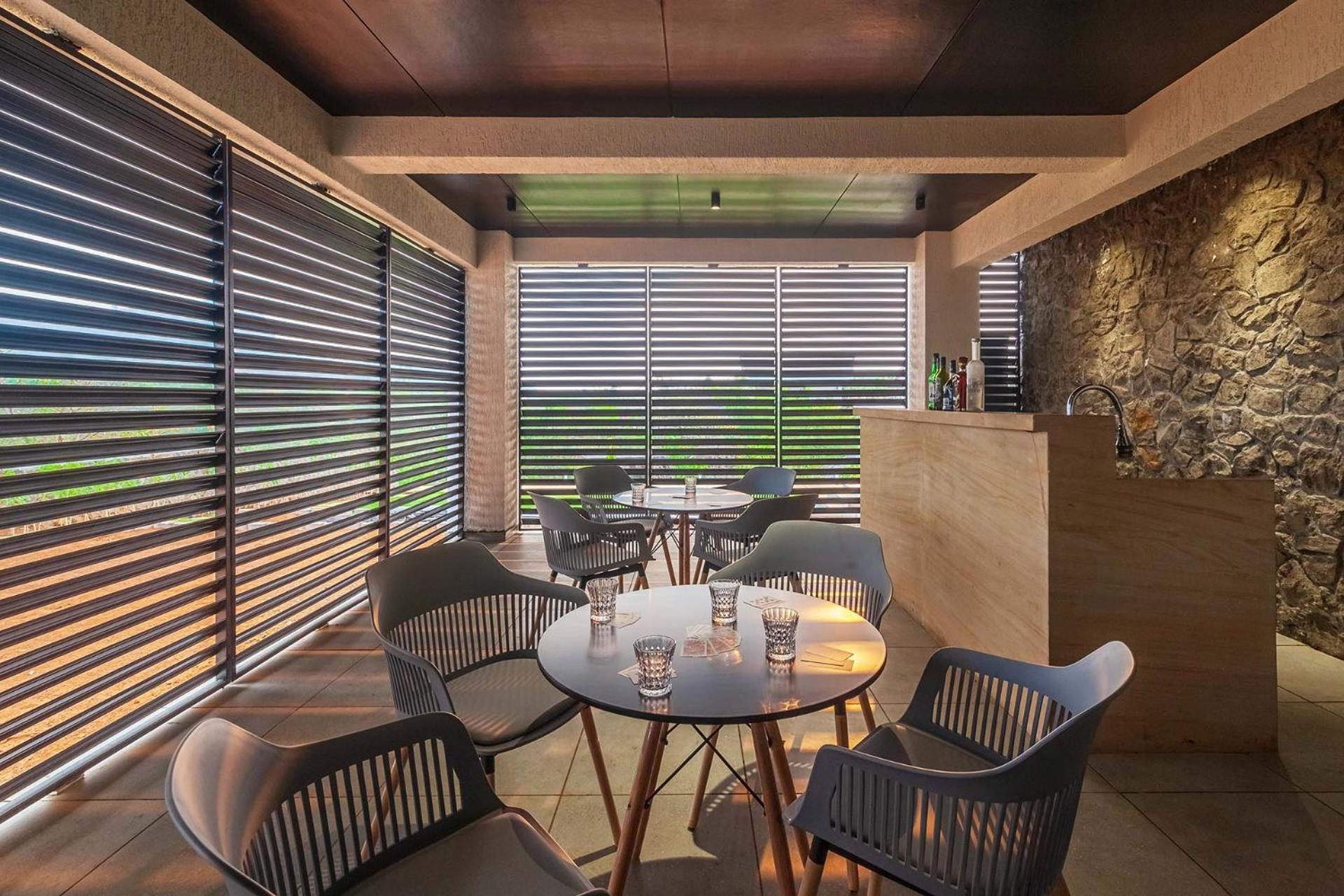 Stayvista'S Villa 107 At Canary Farms - Pure Veg With Huge Lawn, Pool And Home Theatre Лонавала Екстериор снимка